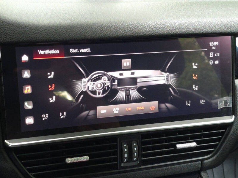 2023 Porsche Cayenne Platinum Edition