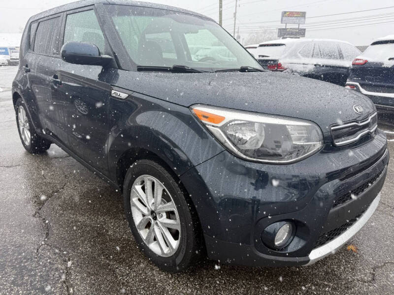 2017 Kia Soul +