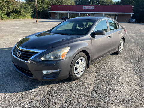 2013 Nissan Altima for sale at Certified Motors LLC in Mableton GA