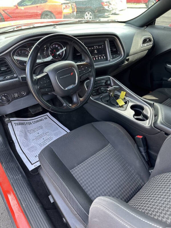 2019 Dodge Challenger SXT