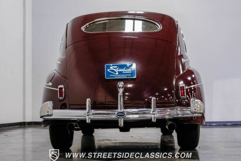 1941 Ford Deluxe