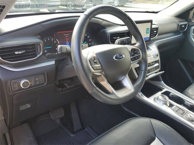 2022 Ford Explorer for sale at Bowman Auto Center in Clarkston, MI