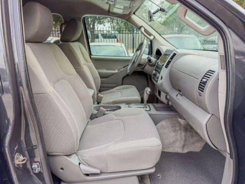 2015 Nissan Frontier SV