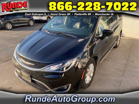2017 Chrysler Pacifica for sale at Runde PreDriven in Hazel Green WI