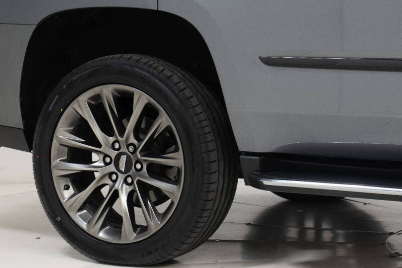 2020 Cadillac Escalade Luxury