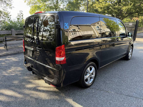 2018 Mercedes-Benz Metris Passenger