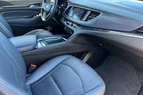 2023 Buick Enclave Premium