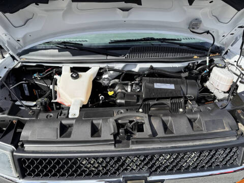 2017 Chevrolet Express LT 3500