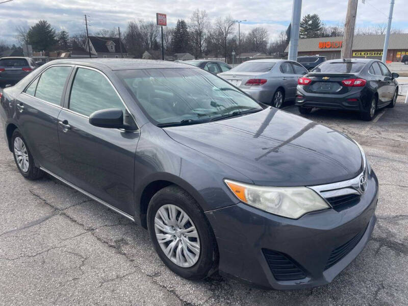 2013 Toyota Camry for sale at speedy auto sales in Indianapolis IN