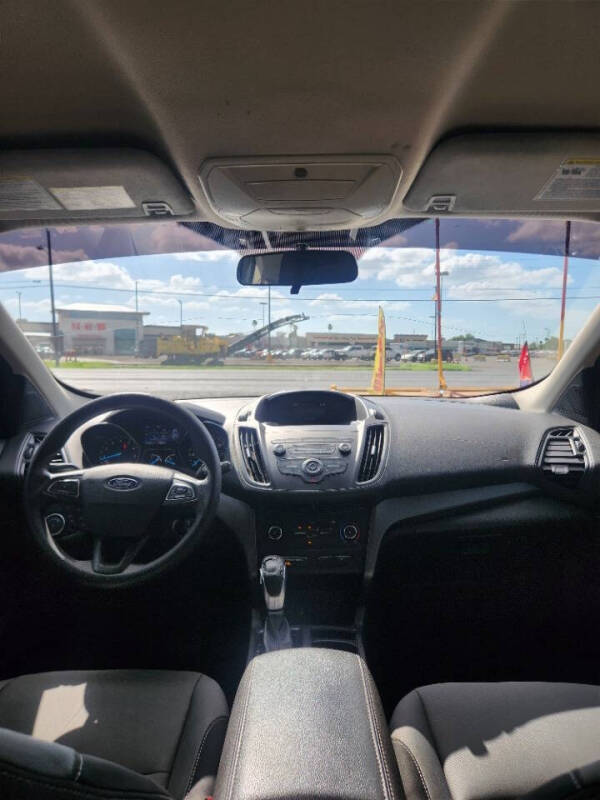2019 Ford Escape S