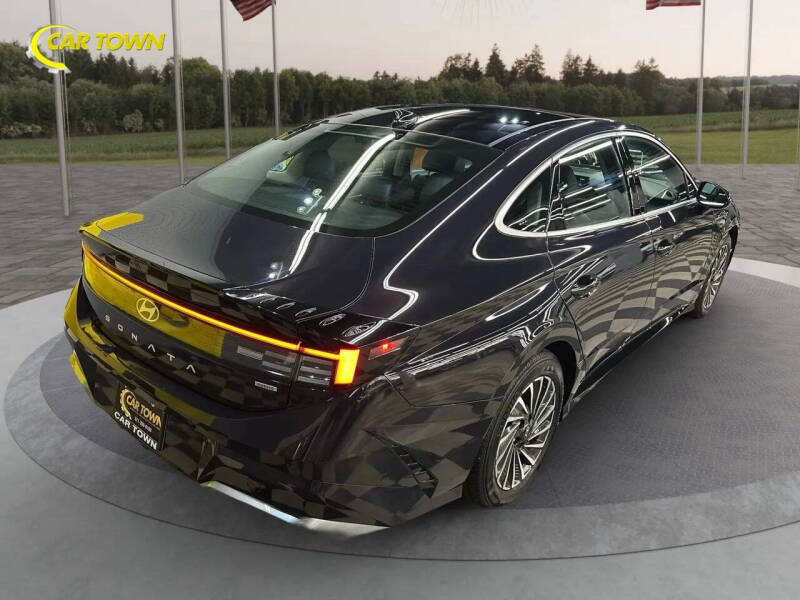 2024 Hyundai Sonata Hybrid Limited