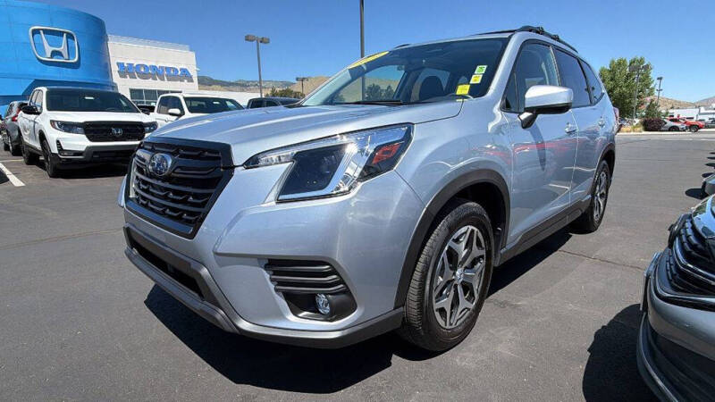 2024 Subaru Forester Premium