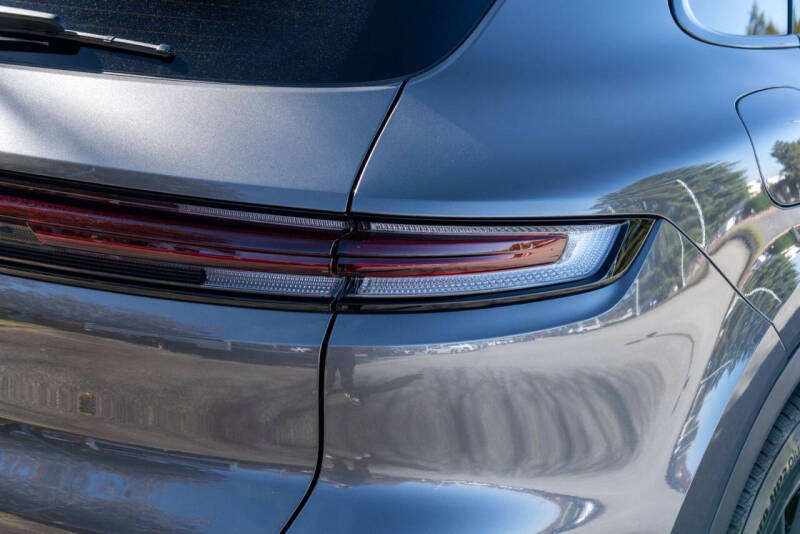 2025 Porsche Cayenne