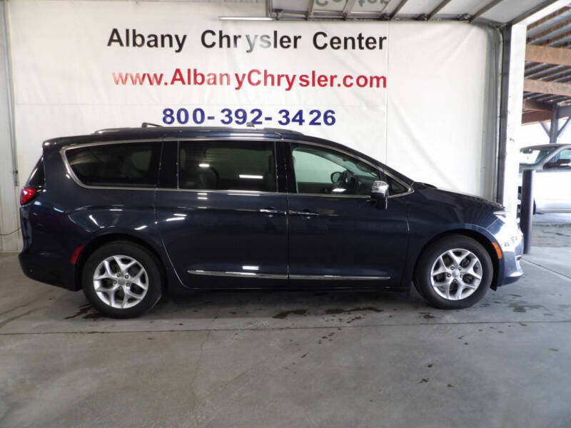 2020 Chrysler Pacifica Limited 35th Anniversary