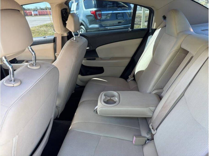 2013 Chrysler 200 LX