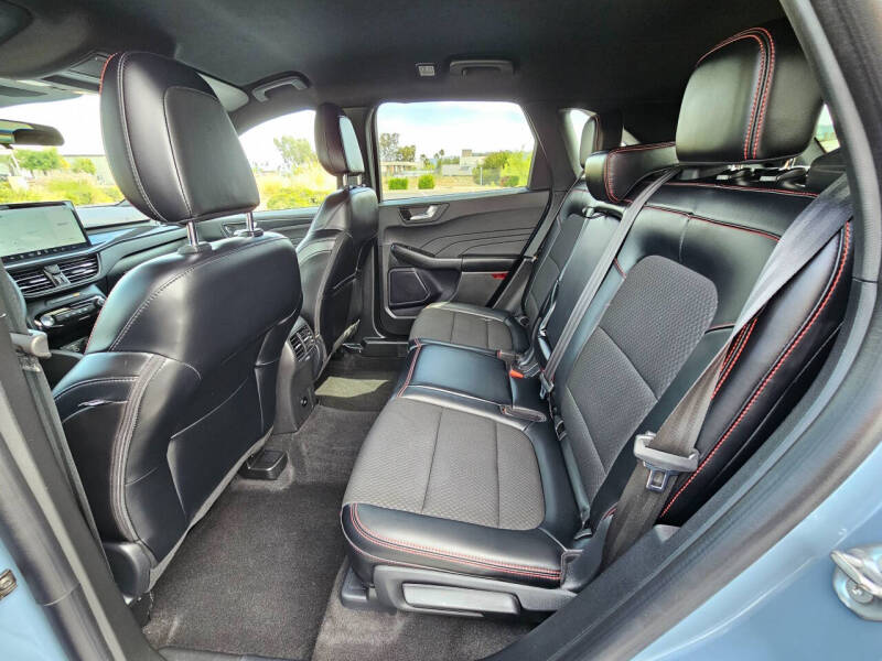 2024 Ford Escape ST-Line