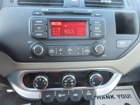 2015 Kia Rio 5-Door LX