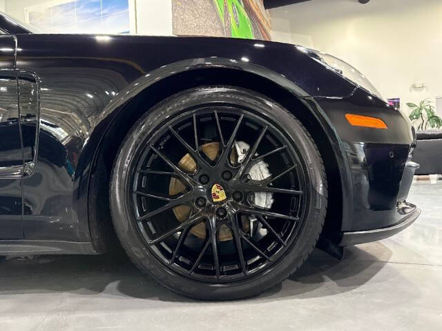 2018 Porsche Panamera