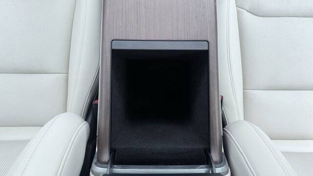 2023 Tesla Model X Standard Range