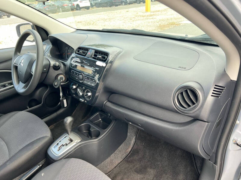 2017 Mitsubishi Mirage ES