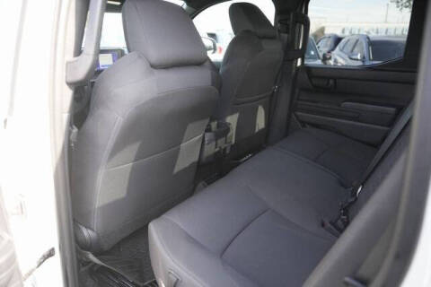 2025 Toyota Tacoma SR