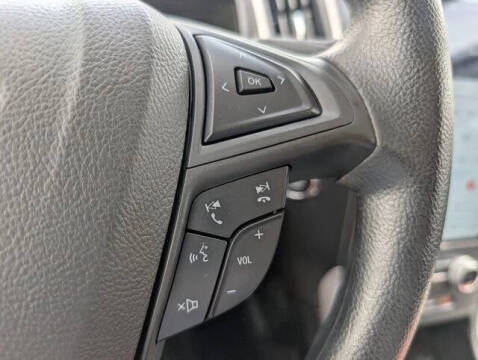2022 Ford Edge SE