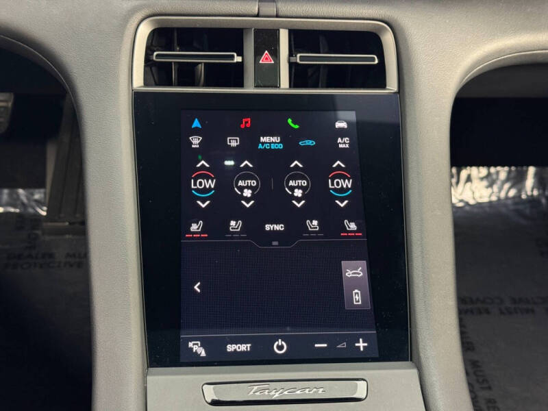 2022 Porsche Taycan