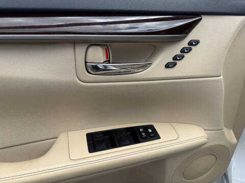 2013 Lexus ES 350