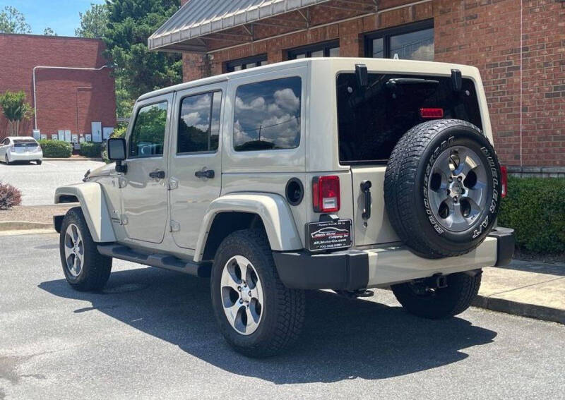 2017 Jeep Wrangler Unlimited Sahara