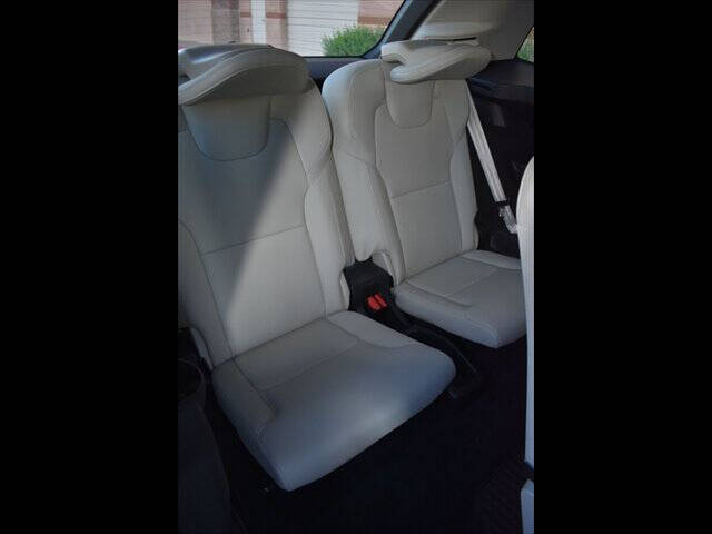 2018 Volvo XC90 T6 Momentum