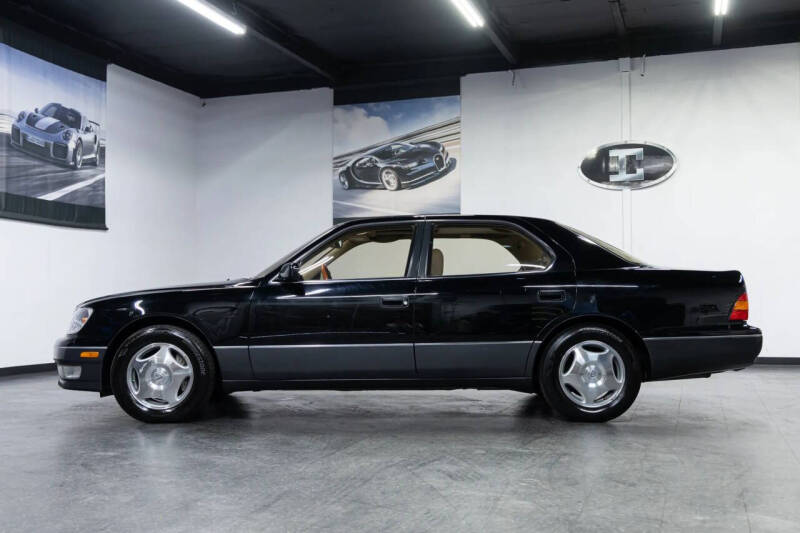 1999 Lexus LS 400
