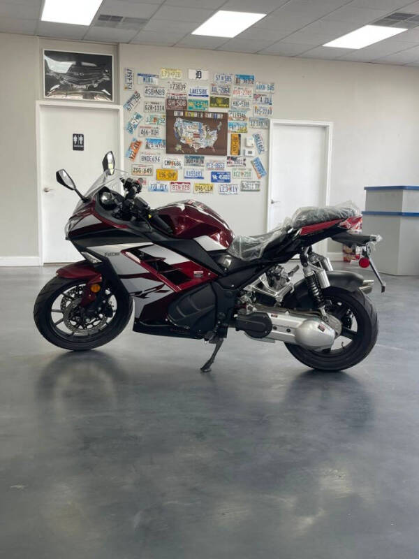2023 FALCON RR