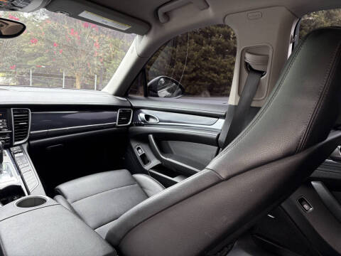 2014 Porsche Panamera 4
