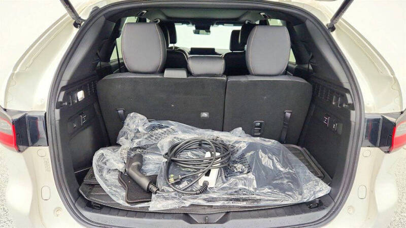 2024 Mazda CX-90 Plug-in Hybrid Premium Plus