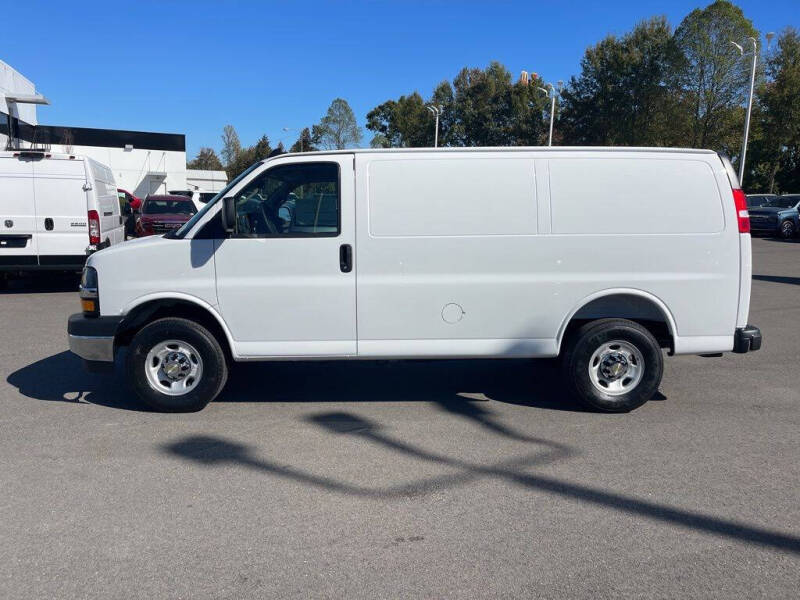 2025 Chevrolet Express 2500
