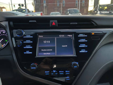 2019 Toyota Camry SE