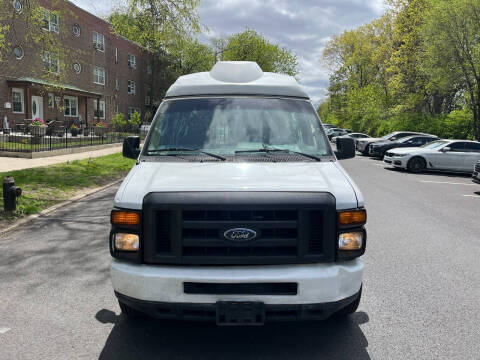 2011 Ford E-Series E-150