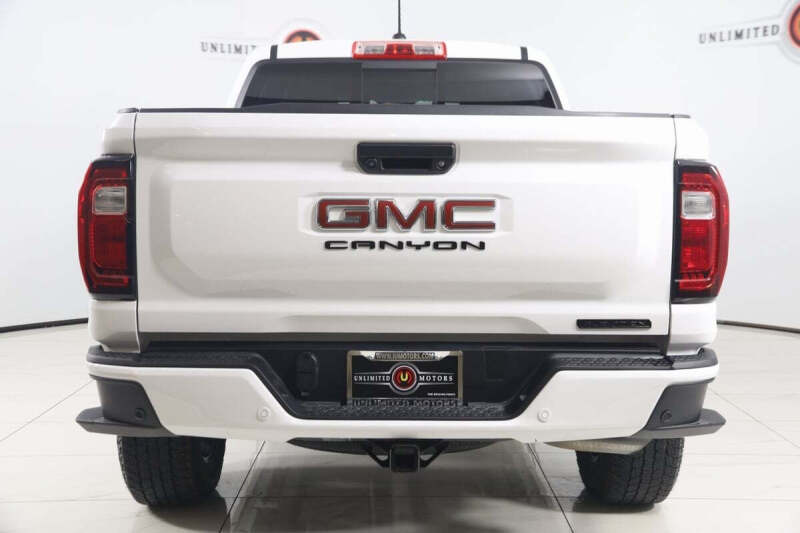 2024 GMC Canyon Elevation