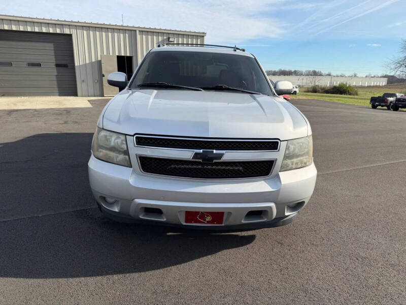 2011 Chevrolet Avalanche LS
