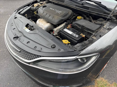 2015 Chrysler 200 Limited