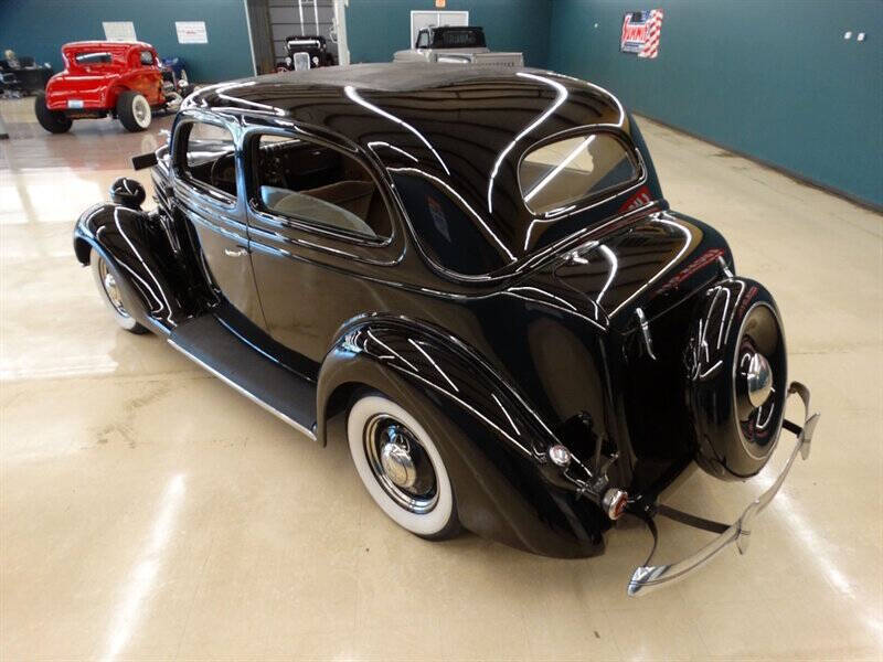 1936 Ford Tudor
