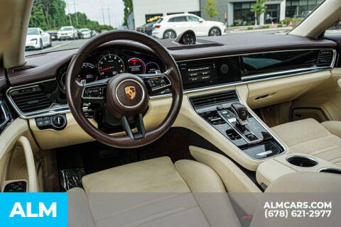 2022 Porsche Panamera 4