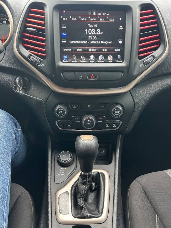 2018 Jeep Cherokee Latitude