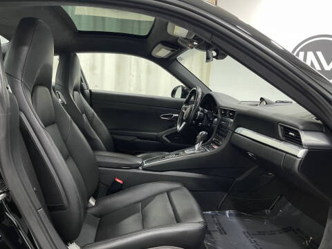 2017 Porsche 911 Carrera 4S