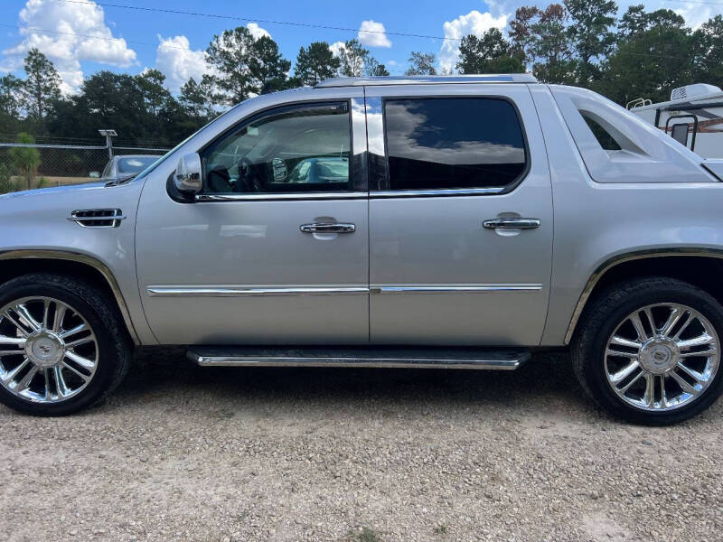 2011 Cadillac Escalade EXT Premium