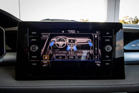 2025 Volkswagen Taos SE