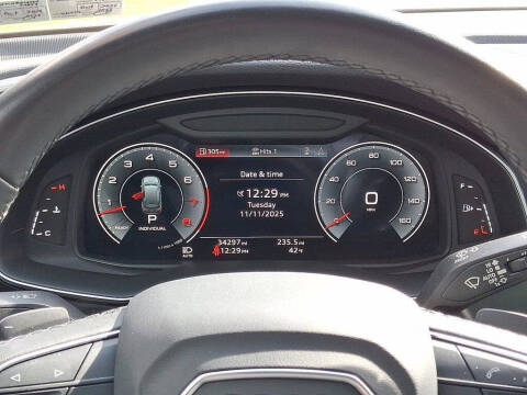 2022 Audi Q7 quattro Premium 55 TFSI