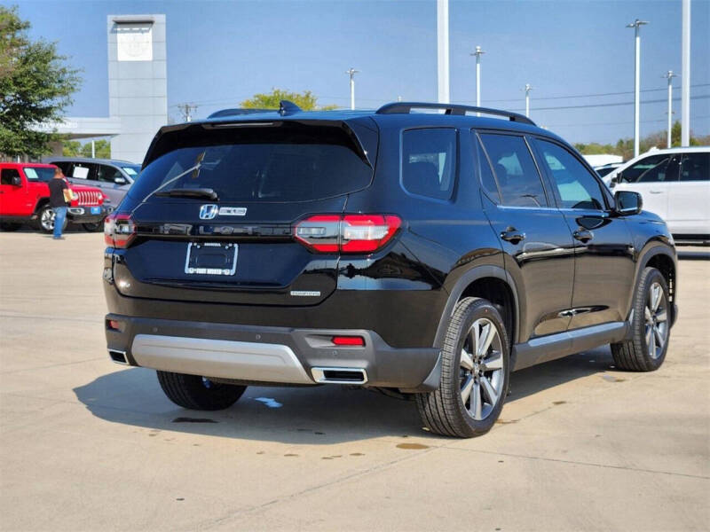 2025 Honda Pilot Touring