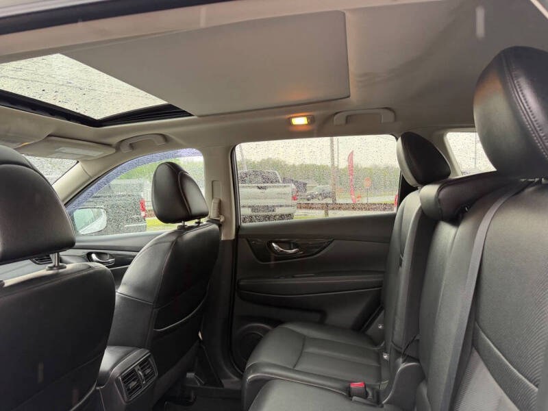 2017 Nissan Rogue SL