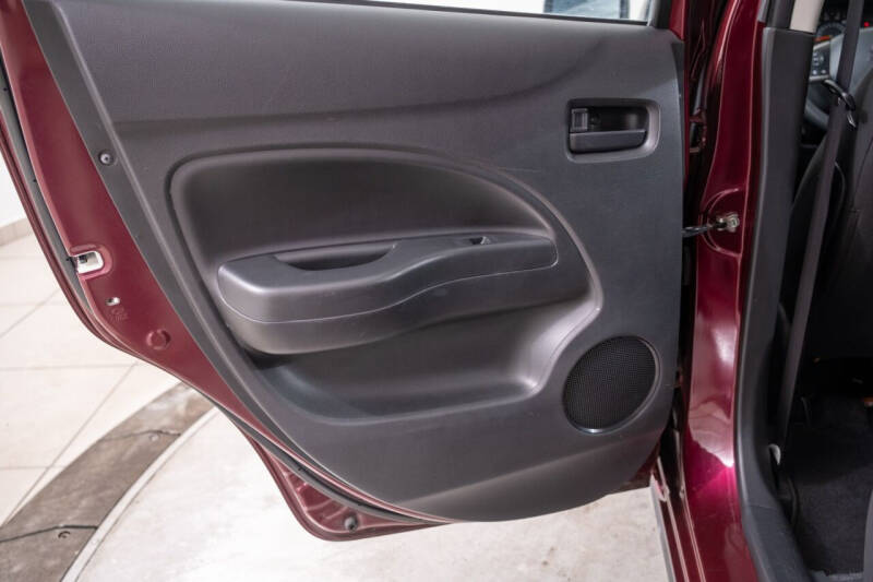 2022 Mitsubishi Mirage ES